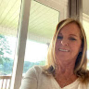 Meet your Posher, Shelly